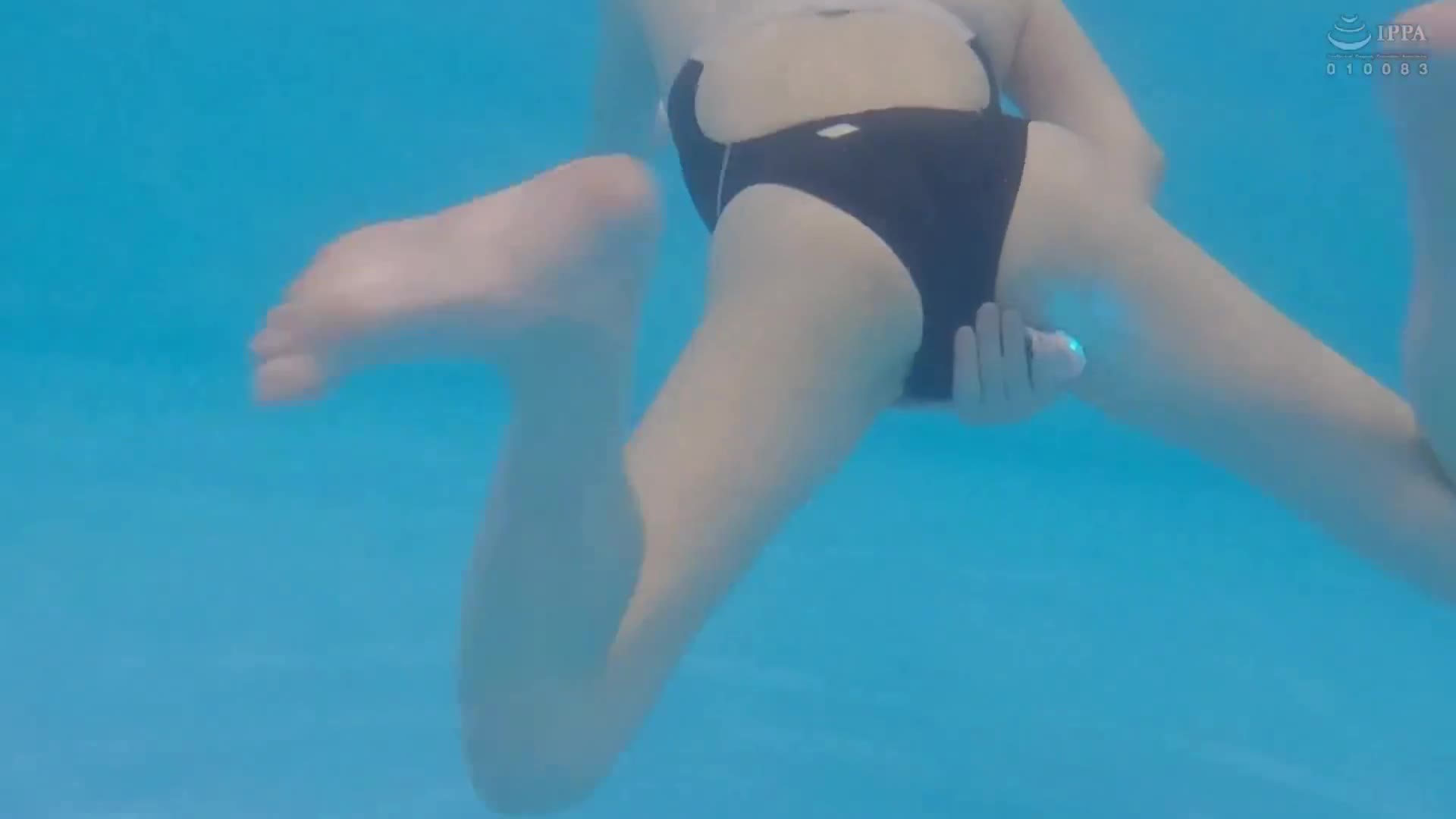 General male and female monitoring AV Only for swimming club athletes A female college student in competitive swimsuits tries a fixed vibrator breaststroke! If you swim through the pool with a vibrator that is so violent that it sways the surface of the water, you&#039;ll get a huge prize! Her legs shaki... - AV大平台-Chinese Subtitles, Adult Films, AV, China, Online Streaming