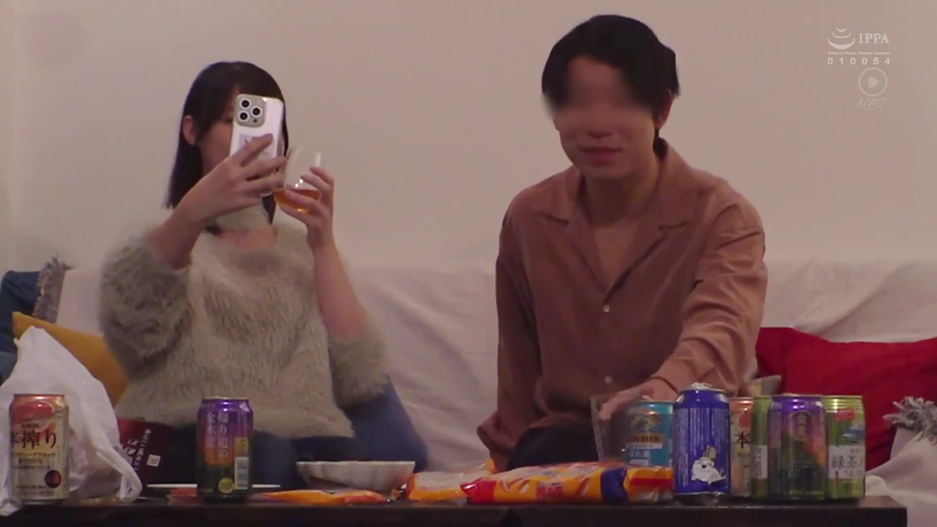 【素人投稿】 僕の彼女が寝取られているのをどうしても見たくて…友達使ってハメさせた鬱勃起映像を共有します - AV大平台-Chinese Subtitles, Adult Films, AV, China, Online Streaming