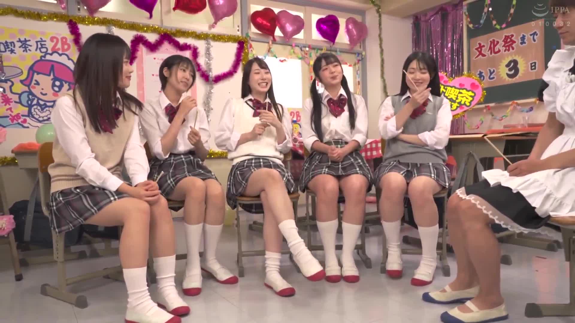 Surrounded by girls, I&#039;m the only man! ? Harem King Game! 2 In the after-school classrooms that were left in preparation for the school festival, I was strongly involved in the King&#039;s Game without any veto! Usually... - AV大平台-Chinese Subtitles, Adult Films, AV, China, Online Streaming