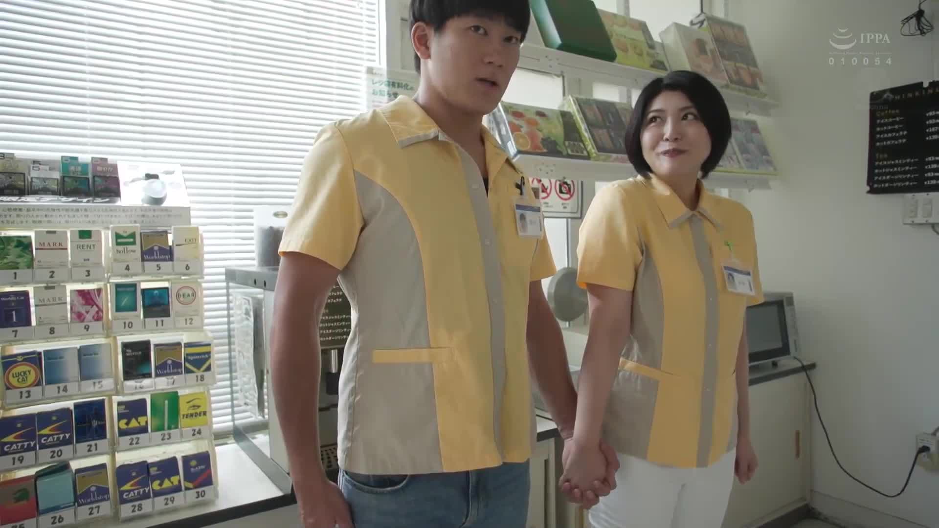 A limited-time, extremely intensive, short-time secret meeting with Miki, a part-time wife who is perfect for sex.I ejaculate so quickly that I don&#039;t have time to let my dick go off every time... Akai Miki - AV大平台-Chinese Subtitles, Adult Films, AV, China, Online Streaming