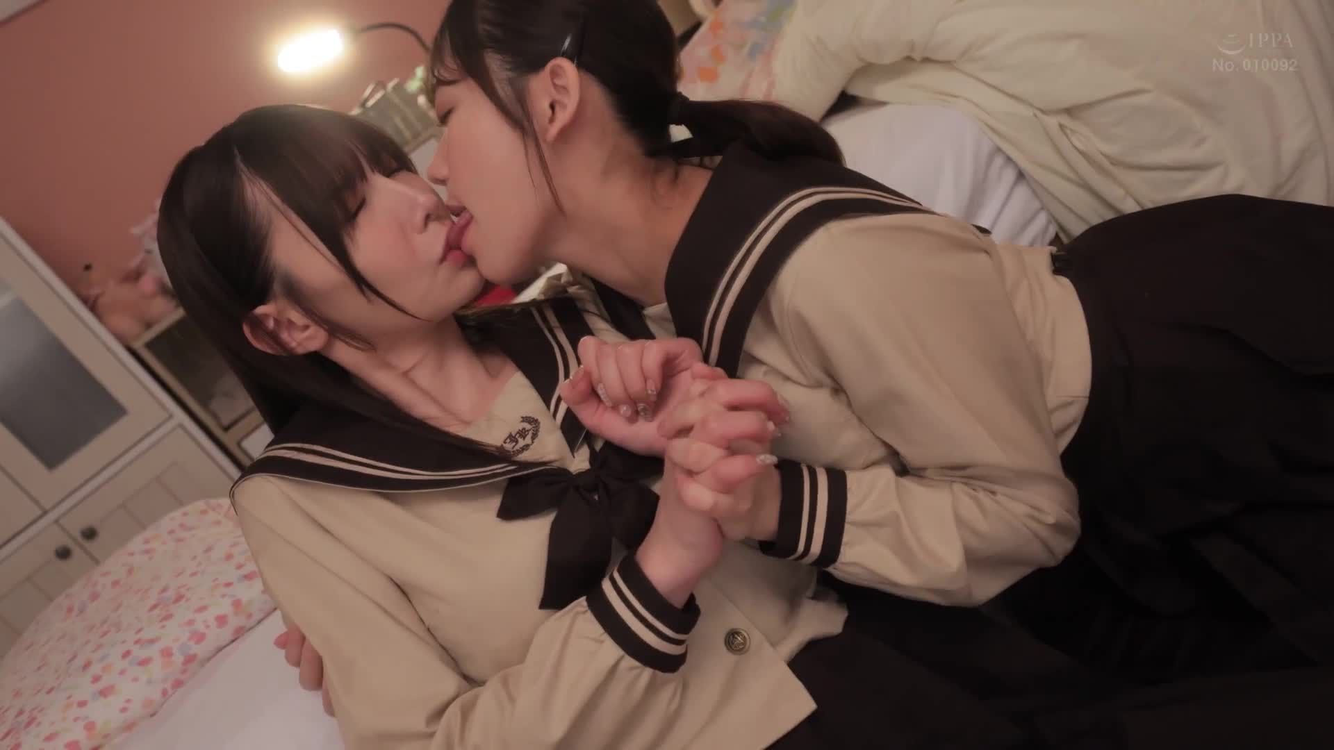 The two were left feeling separated by a one-way lesbian who was overflowing with love during their school days, and as adults they reunited, they re-explained their feelings from those days and kissed each other to each other, and felt their love. Nia Onodera Mai - AV大平台-Chinese Subtitles, Adult Films, AV, China, Online Streaming