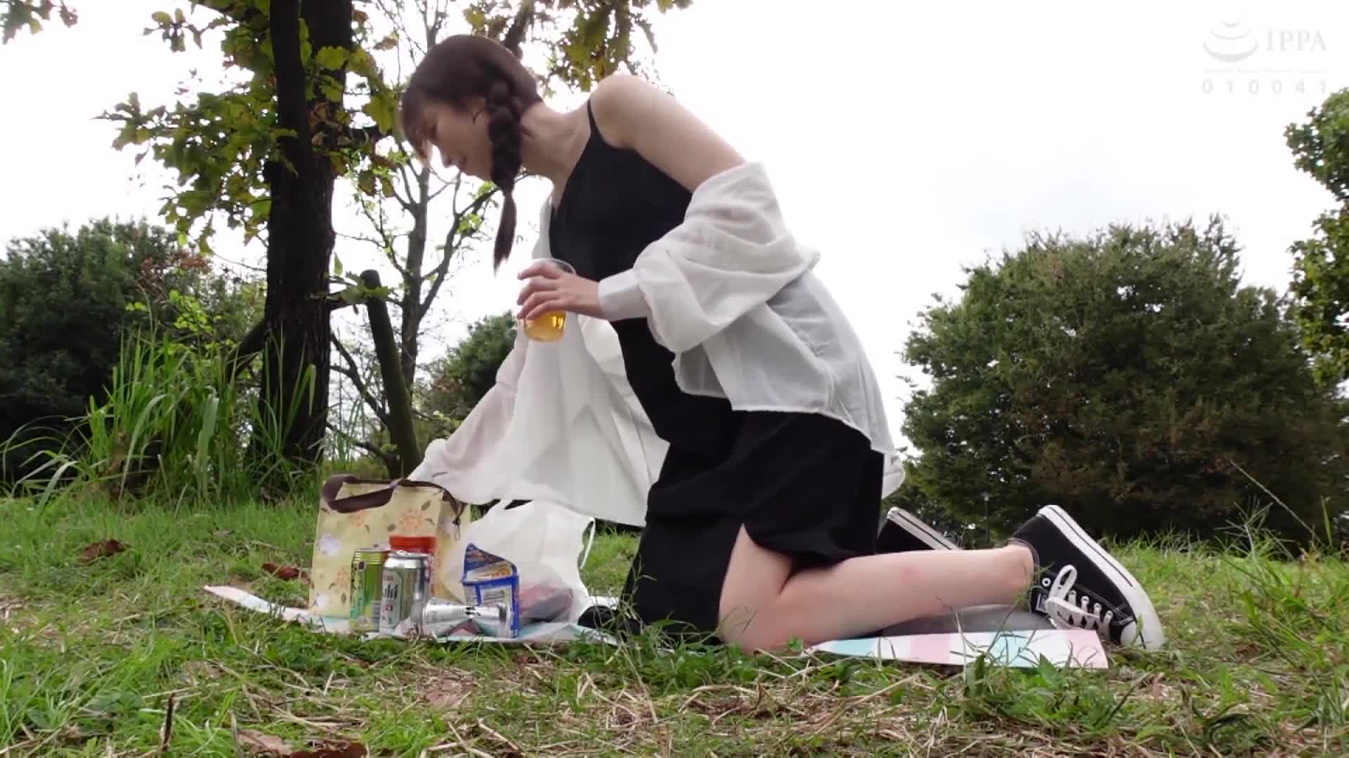 [Mugen Research Team] A rapid increase in women drinking alone in parks during the day! For some reason, I listened to my facial deviation score A rank [verification] and found out what I had to say! It turns out that they all love sex! - AV大平台-Chinese Subtitles, Adult Films, AV, China, Online Streaming