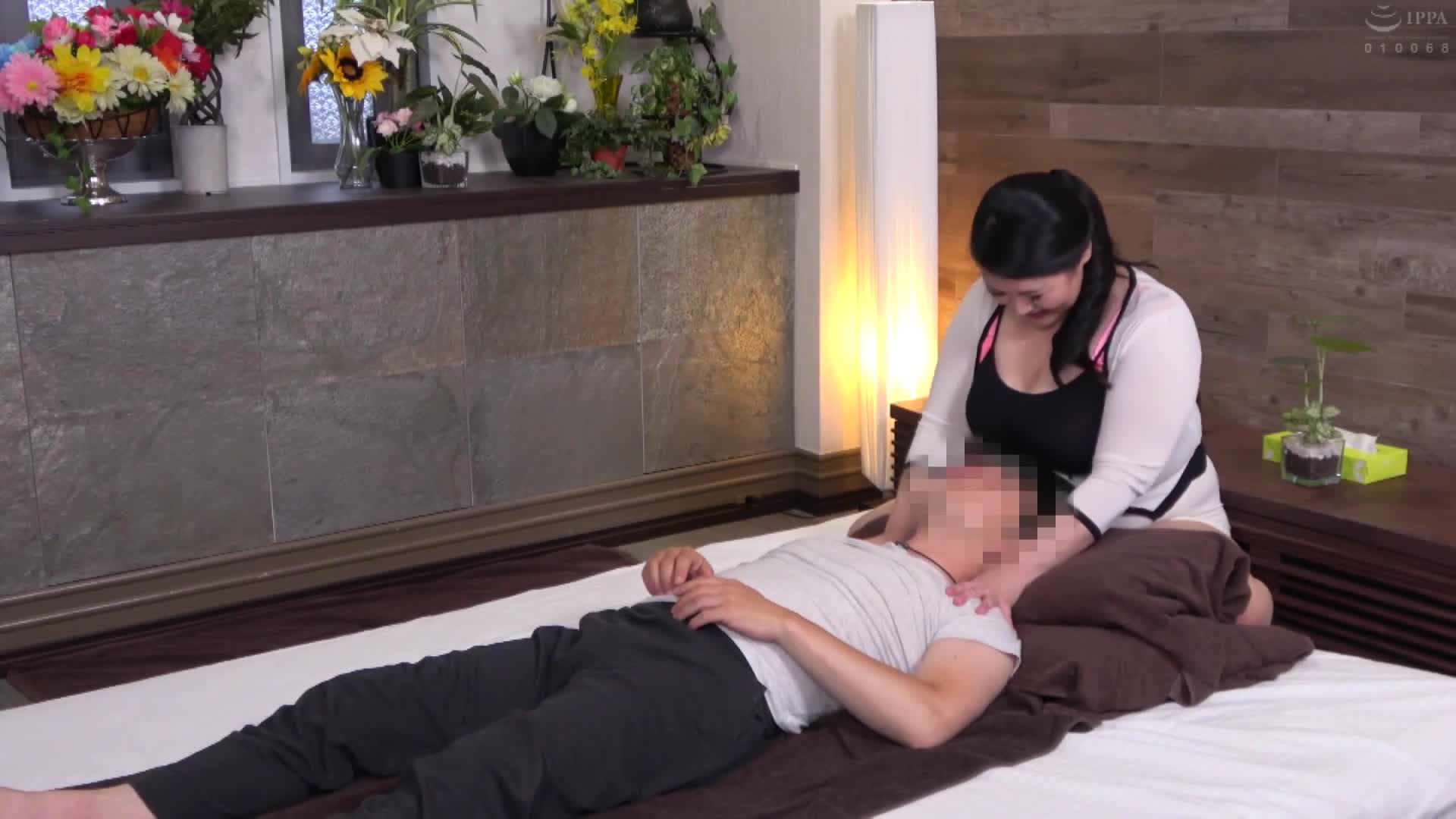 Completely private rooms, only for beautiful wives! A men&#039;s beauty salon where you can enjoy breasts! Experience infiltrating an extreme secret option! ? 4 hours - AV大平台-Chinese Subtitles, Adult Films, AV, China, Online Streaming