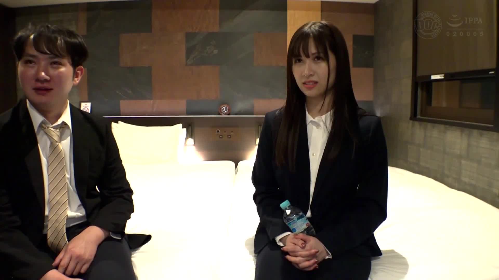 &quot;If a married office lady is alone with a junior employee in a love hotel, will she forget about her husband and have creampie sex for 100,000 yen a shot! ? &#039;Completely verified! A female boss with a strong sense of sadism is made to cum many times by her subordinate and turned into a female! Forbid... - AV大平台-Chinese Subtitles, Adult Films, AV, China, Online Streaming