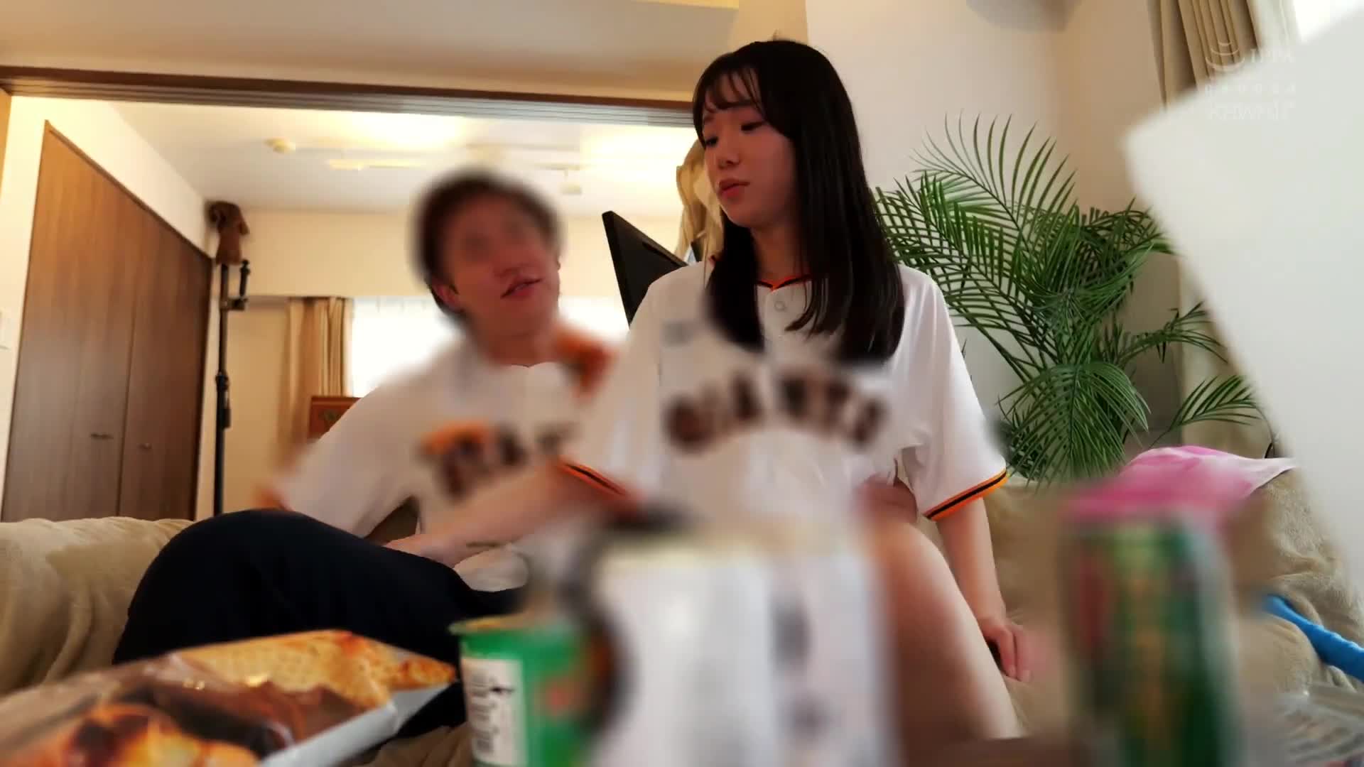 When you get drunk you can get .999... A video of a video of a beautiful G● girl who was taken aback by a professional baseball broadcast camera and won the championship squirt, covered in facial cumshot, and a huge creampie orgy, a crazy orgy with a home drinking sex video. - AV大平台-Chinese Subtitles, Adult Films, AV, China, Online Streaming