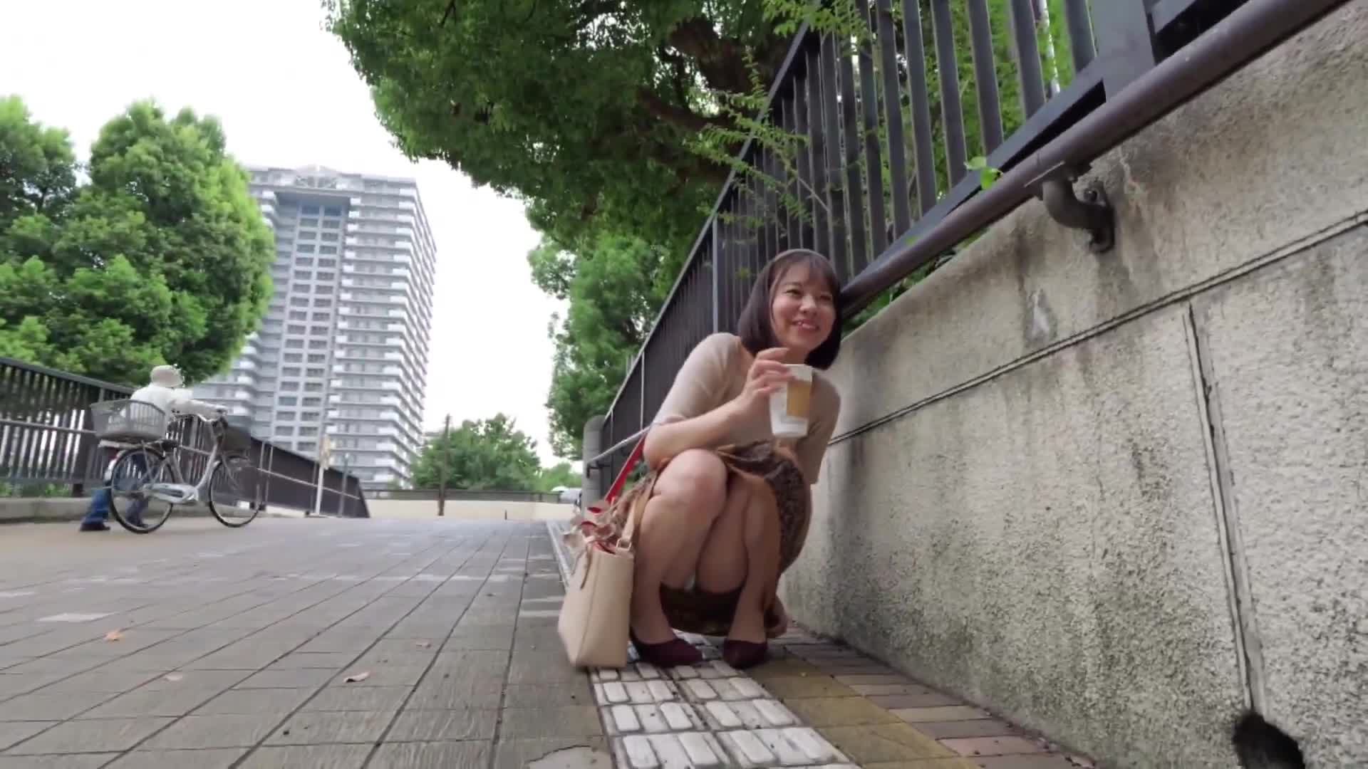 Employment format remote blind date is actually JD continuous climax. Akaname, who is in employment trouble in Tokyo, is wandering around Tokyo with Harley&#039;s tongue. After blushing and climaxing in the lewd training, Akaname finally - AV大平台-Chinese Subtitles, Adult Films, AV, China, Online Streaming
