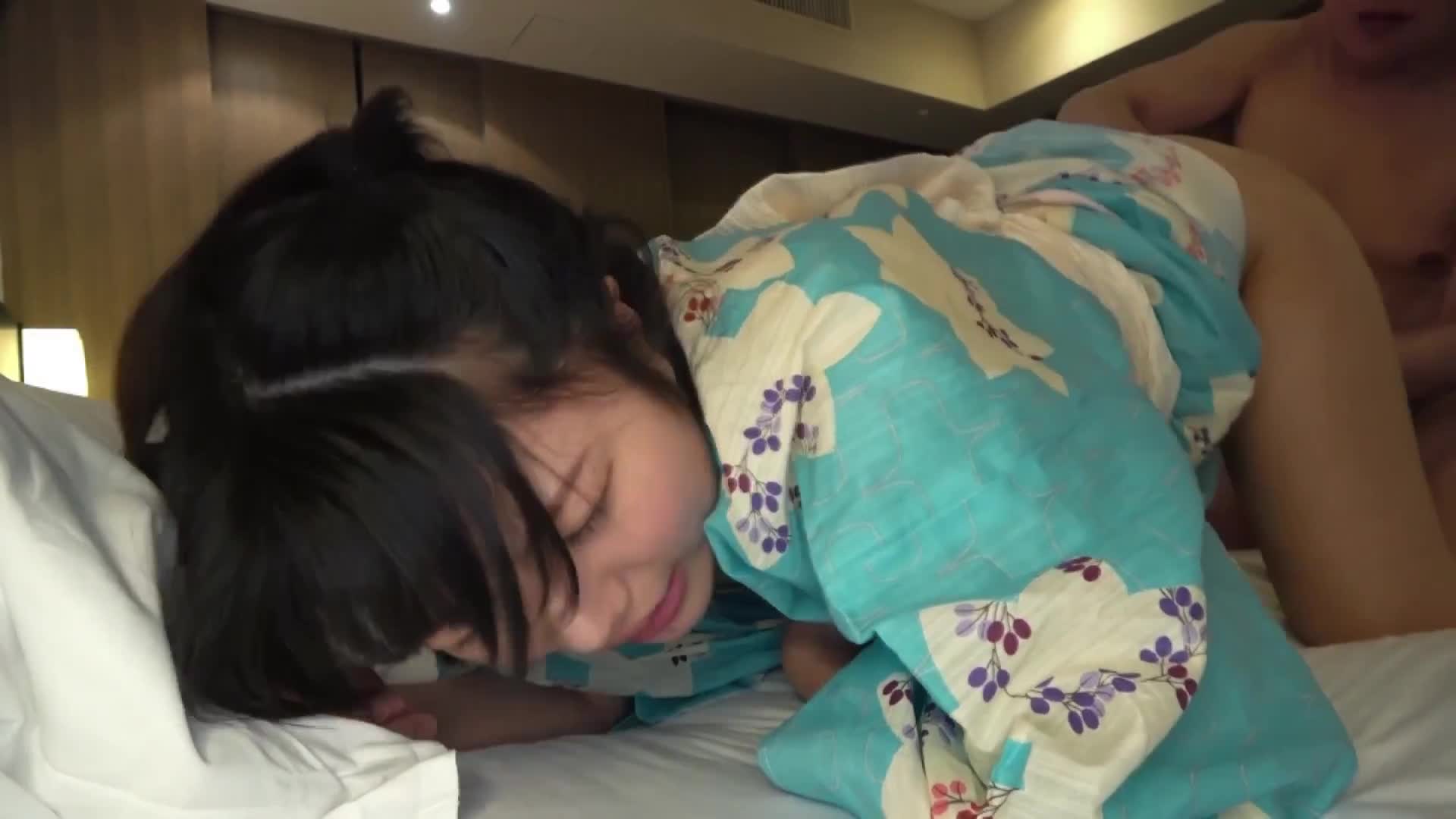 The sad kimono girl was brought to orgasm by the perverted uncle - AV大平台-Chinese Subtitles, Adult Films, AV, China, Online Streaming