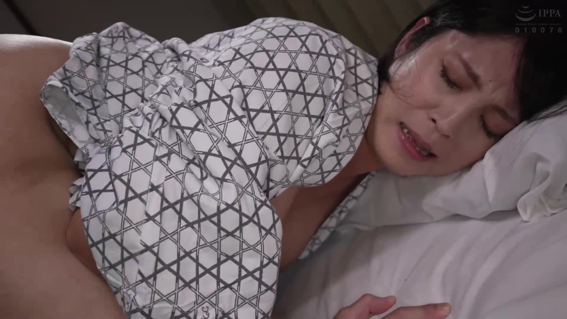 A mother-son duo on a journey: Tamashiro Kaho - AV大平台-Chinese Subtitles, Adult Films, AV, China, Online Streaming