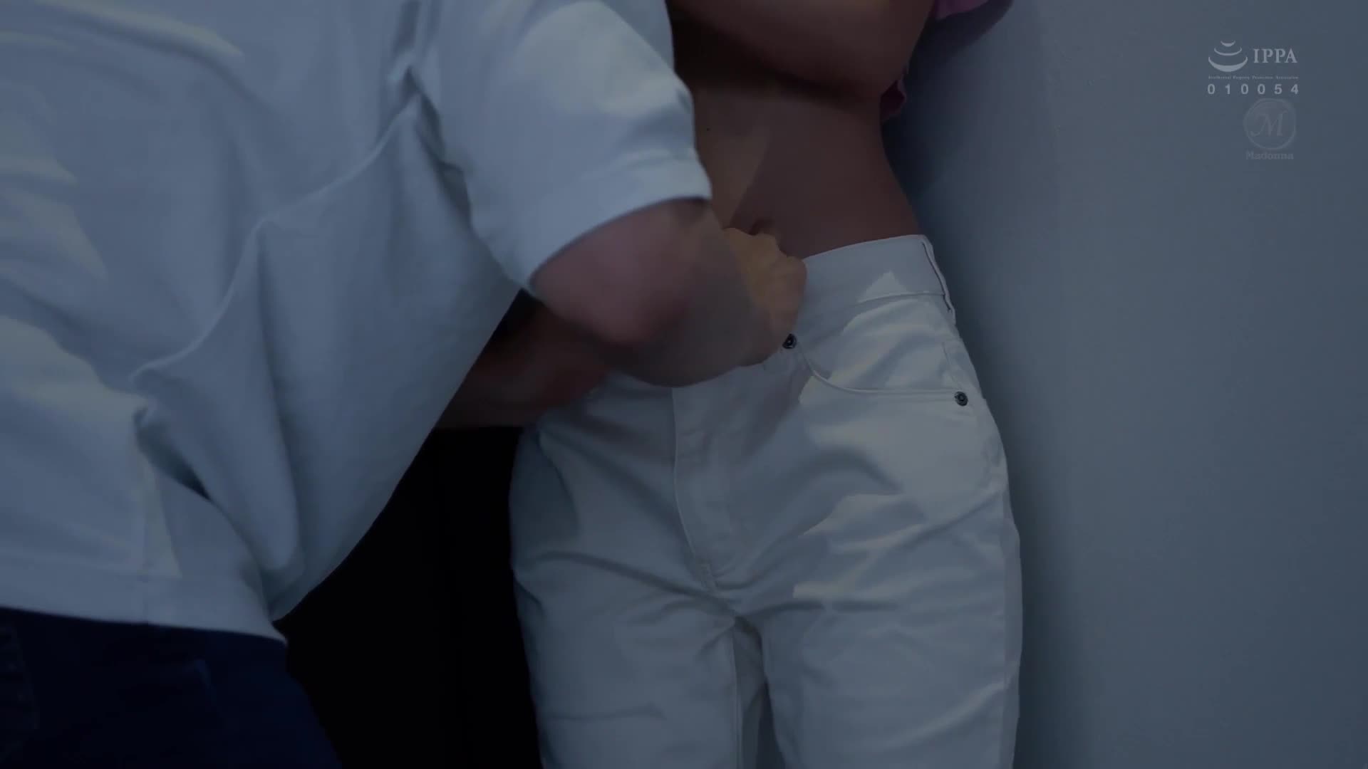 I have sex with my wife three days a week. From a friend who bragged about having sex with his wife every week, I successfully stole his wife by creampiing her five days a week, three to four times each time, for a total of 18 times. Ichiki Shinhiro - AV大平台-Chinese Subtitles, Adult Films, AV, China, Online Streaming