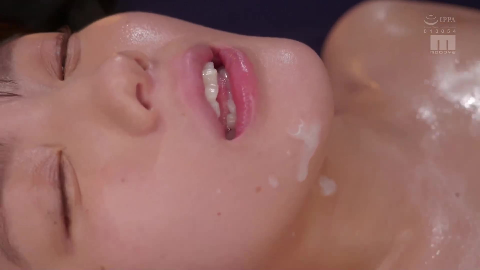 The ultimate infinite repetition of the Jcup female college student&#039;s erotic awakening. A lot of water splashed for the first time. Kozumikan - AV大平台-Chinese Subtitles, Adult Films, AV, China, Online Streaming