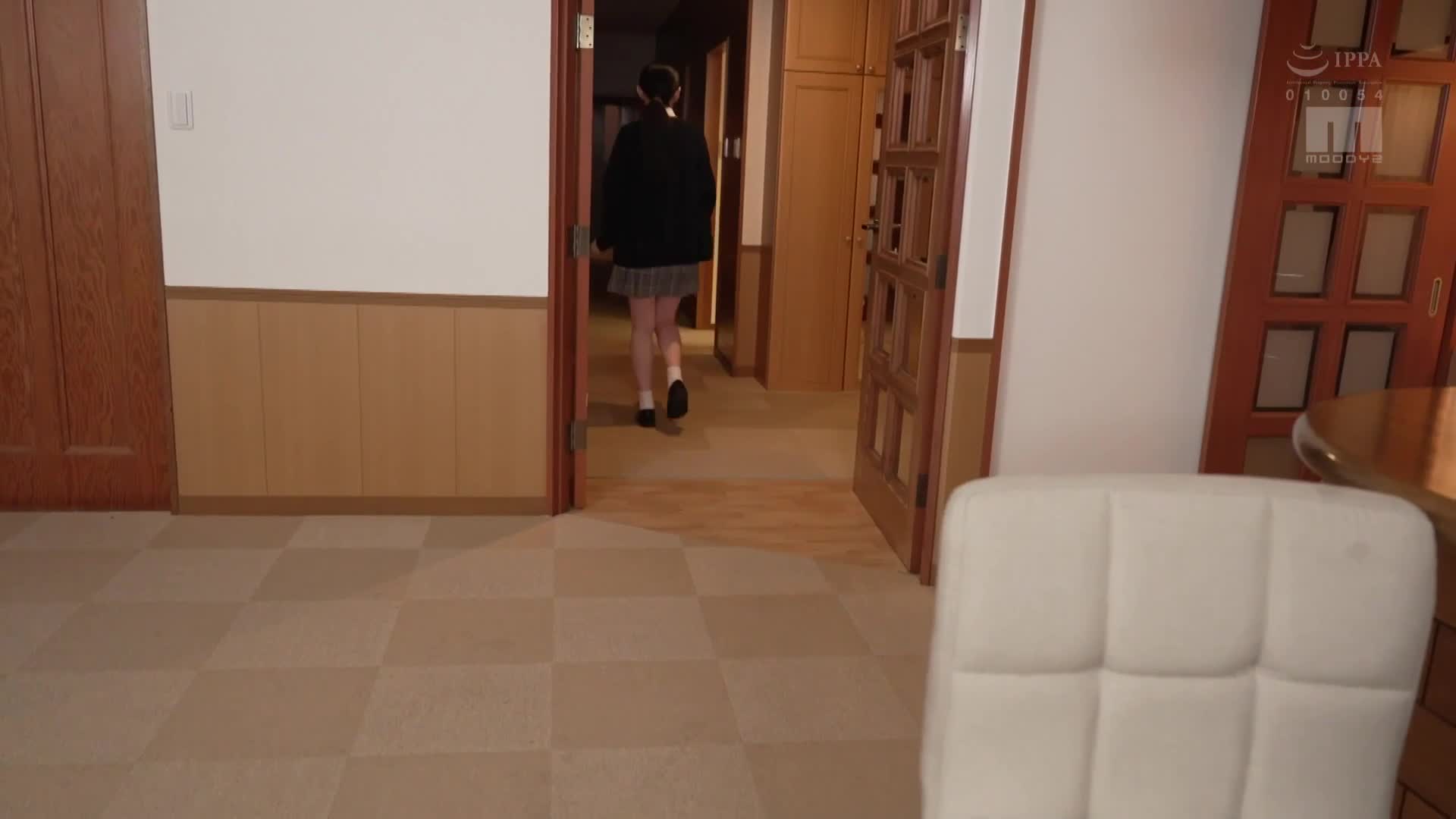 The beautiful girl who looks like a young morning drama actress makes her AV debut, panting with a cute voice like a docile little animal and enjoying the climax of the penis. White Lily South - AV大平台-Chinese Subtitles, Adult Films, AV, China, Online Streaming