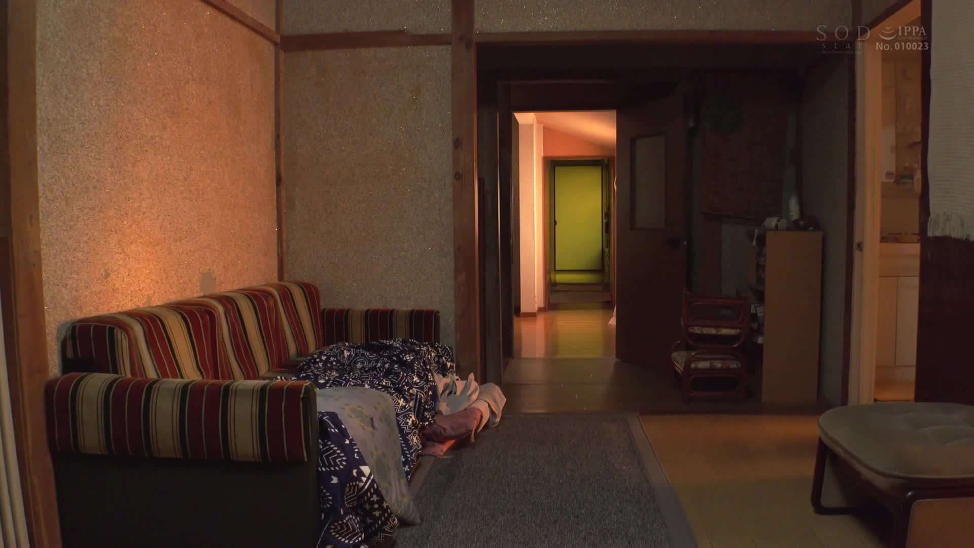 A fully surveillance resort part-time home lodging. The part-time job was a hotel where the administrator set up hidden cameras. Ayase Ten, a timid, tall female college student who was targeted. - AV大平台-Chinese Subtitles, Adult Films, AV, China, Online Streaming