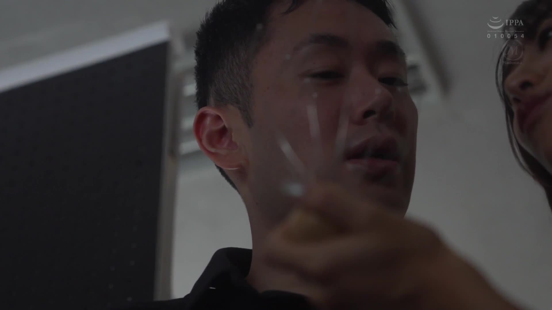 Swooshed by sweet whispers, I was stuck in a nest with a married woman until I passed away from university... Takeuchi Yuki - AV大平台-Chinese Subtitles, Adult Films, AV, China, Online Streaming