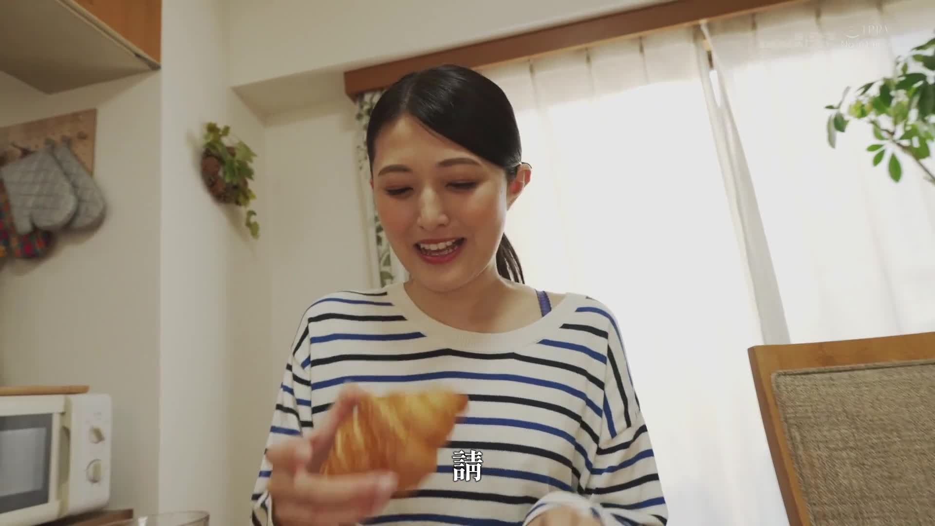 Love to help others Volunteer at a children&#039;s restaurant. Mio Adachi, an unfaithful wife who is good at cooking, is 30 years old. The final chapter &quot;How many years have you not ejaculated inside?&quot; Addicted to sex with men other than her husband for 5 days Record of unfaithful creampies at home - AV大平台-Chinese Subtitles, Adult Films, AV, China, Online Streaming