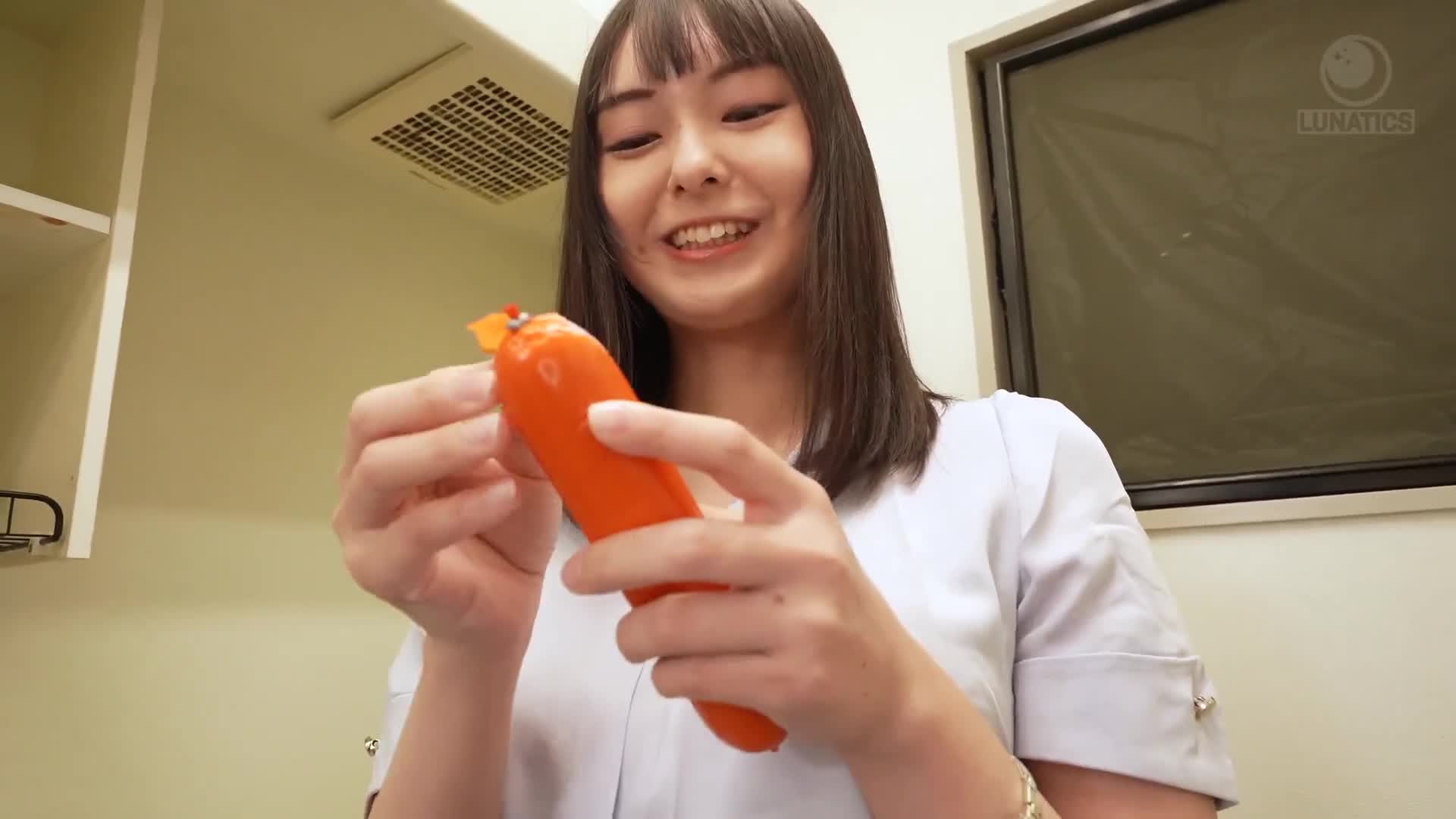 While working overtime, a big-butt new female announcer trains to hold back on fixed vibrator orgasms while alone in the station, where they are alone in the station! Her intense throbbing and vibrations made her unable to read the news manuscript and her legs shaking and she orgasms, and she sexual... - AV大平台-Chinese Subtitles, Adult Films, AV, China, Online Streaming