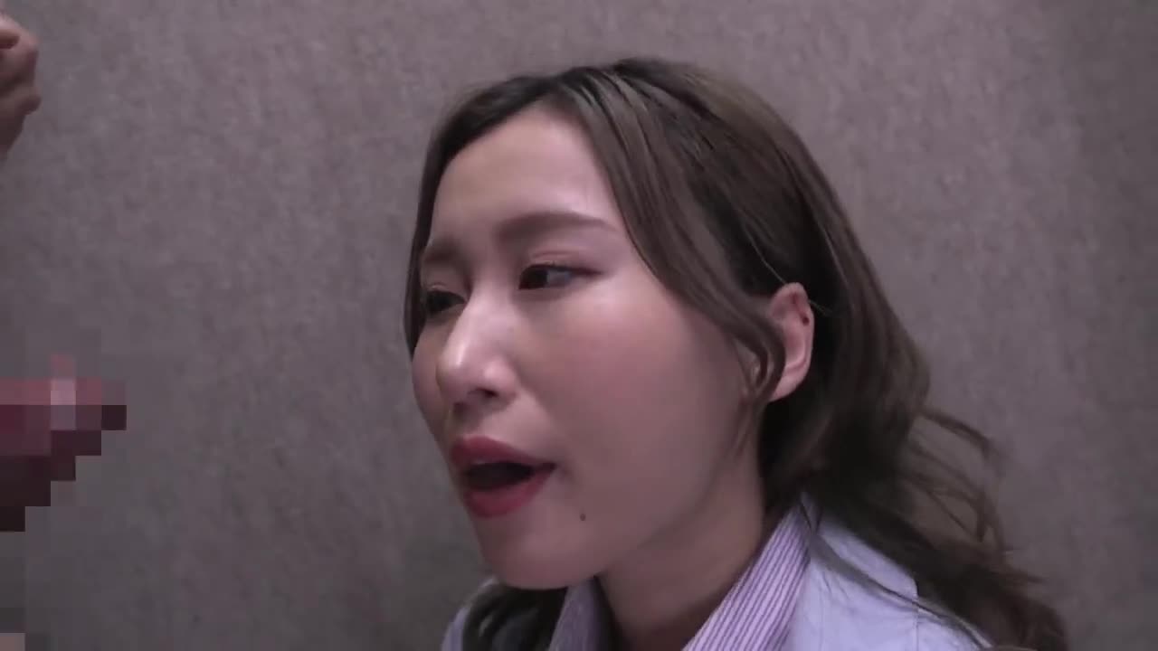 Just the two of you with your female boss... On a stormy night when it&#039;s difficult to get home, a career woman and a dull subordinate are forbidden in the office - 8 people included, 240 minutes - AV大平台-Chinese Subtitles, Adult Films, AV, China, Online Streaming