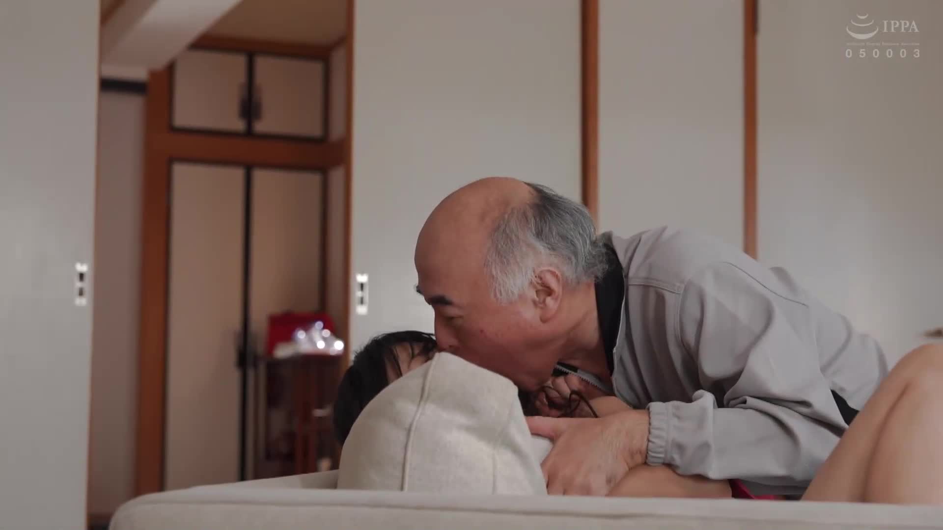 Impregnation and sexual abuse from the super-sexual old man I receive on a daily basis. Kitaoka Karin - AV大平台-Chinese Subtitles, Adult Films, AV, China, Online Streaming