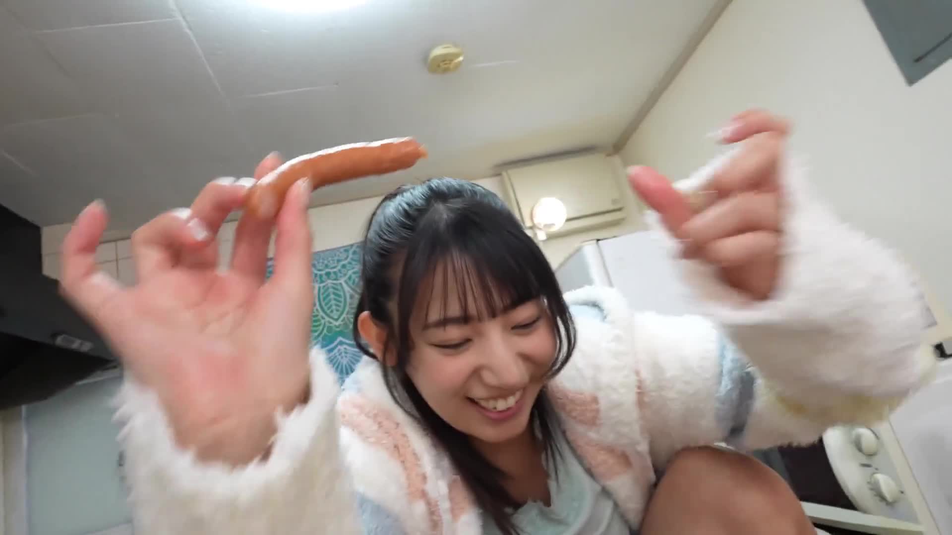 A runaway girl letting her pee. Udryki Sarara, a J-type girl who thrusts into her room and keeps her ass hole licking every day, and urinates with cunnilingus sex to quench her throat with urine - AV大平台-Chinese Subtitles, Adult Films, AV, China, Online Streaming