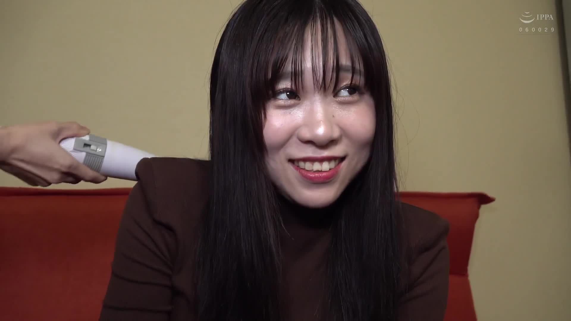 This girl is a really good girl... she has a perfect smile and her overflowing charm. A girl with little experience in sex and is unfamiliar with her big dick, and cums half-crying. - AV大平台-Chinese Subtitles, Adult Films, AV, China, Online Streaming