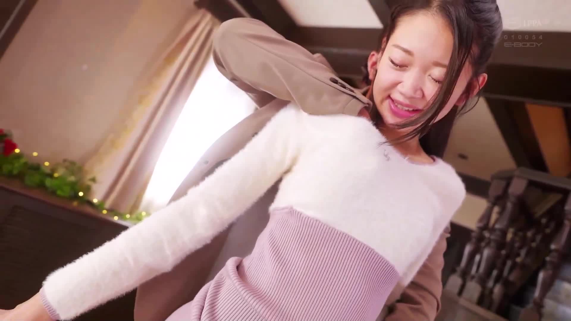 The top girl at a high-class club where many business people play, when she takes off her clothes, she has a super slim body with super lewdness. Super delicate 55cm, beautiful big breasts No. 1 hostess AV debut Kasumi Minami - AV大平台-Chinese Subtitles, Adult Films, AV, China, Online Streaming