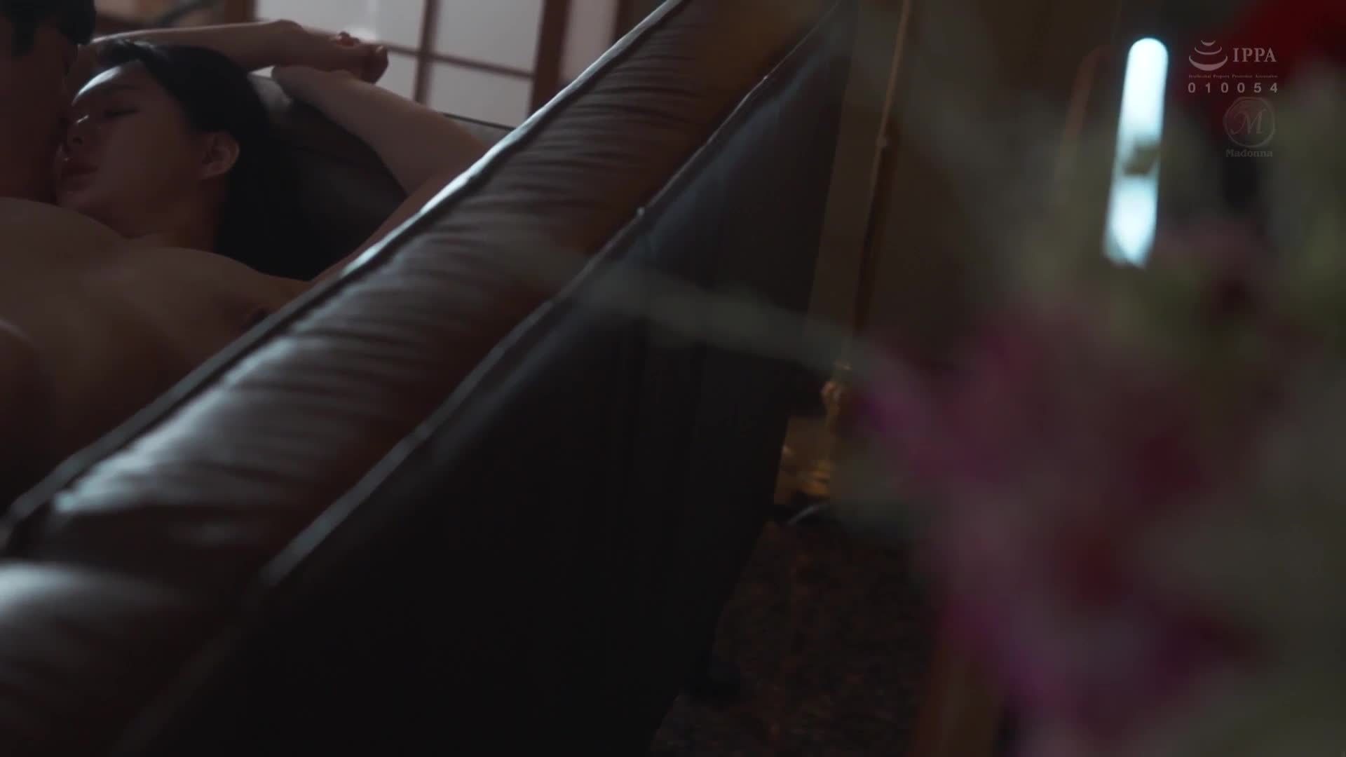 超乳&#039;N罩杯美熟女 中出解禁 专属第3弹！ ！ 与丈夫做完爱后总是被绝伦的继子中出...。城崎百濑 - AV大平台-中文字幕,成人影片,AV,国产,线上看
