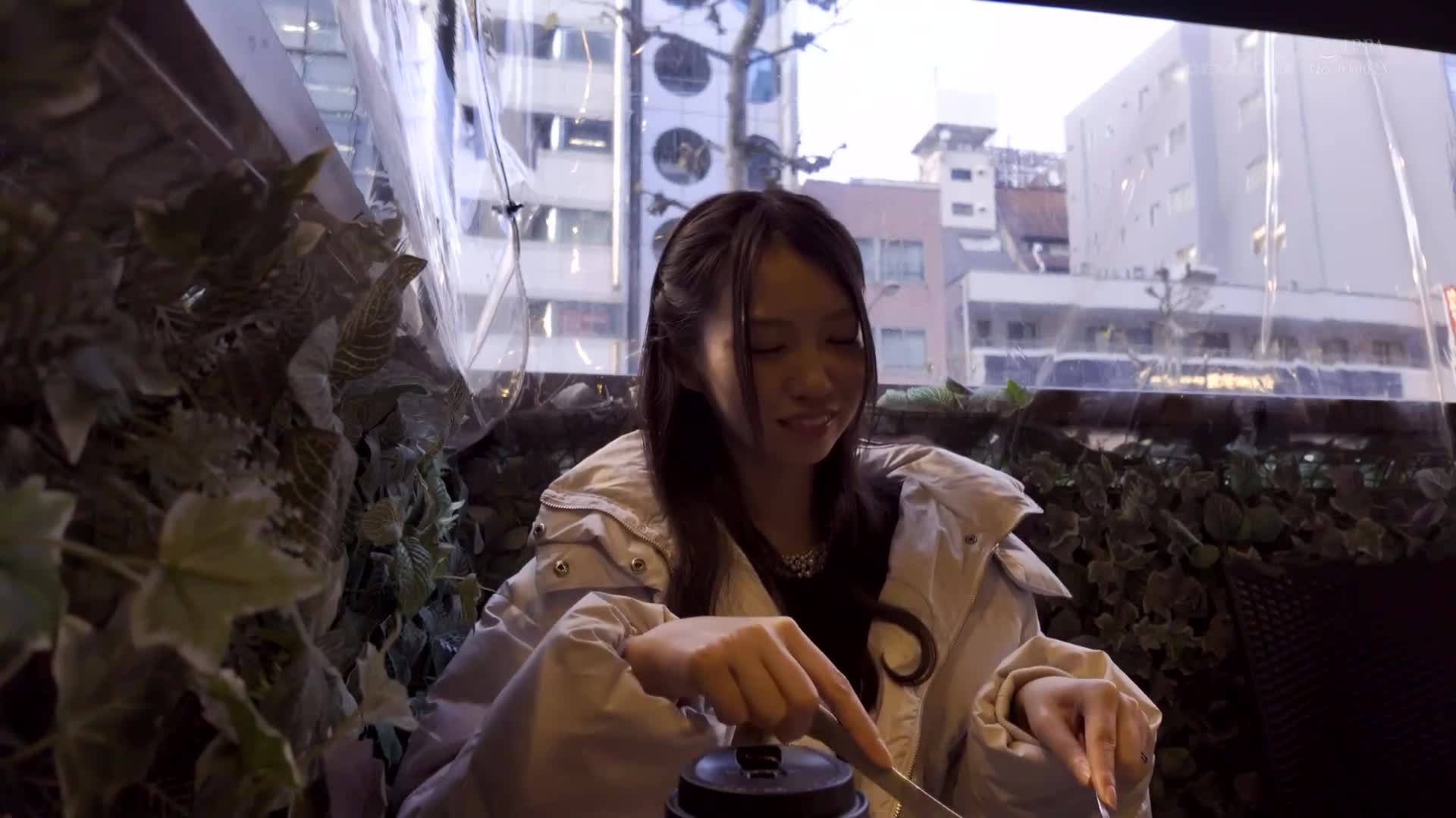 With her natural brightness, the workplace painting school is always full of smiles Imamura Yumi, 34 years old Chapter 3 &quot;Let me do what I want&quot; A slut date blindfolded, restrained, and dominated by a younger man with a great fit - AV大平台-Chinese Subtitles, Adult Films, AV, China, Online Streaming