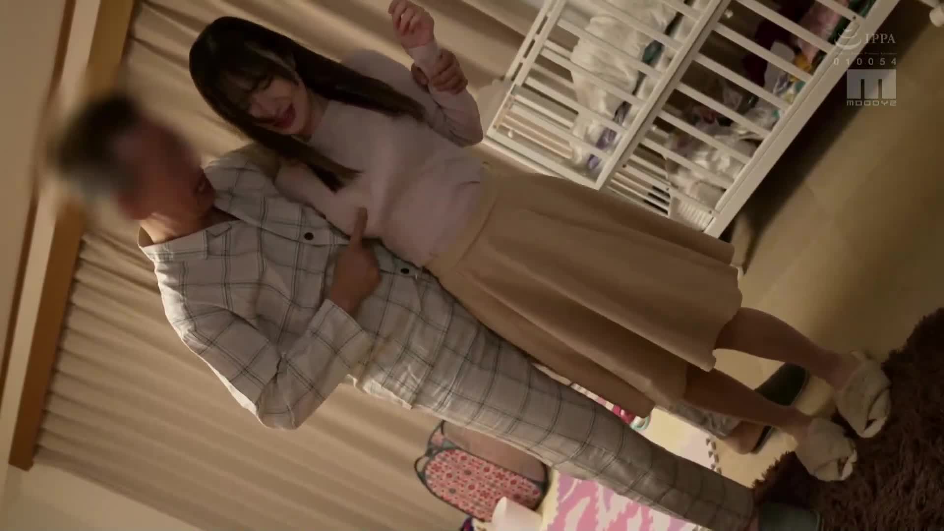 I took my neighbour&#039;s big-breasted wife, who was definitely looking down on us, while swinging the stroller, and then she lost her postpartum virginity after convulsing and orgasm for a long time (lol) Hotta Mao - AV大平台-Chinese Subtitles, Adult Films, AV, China, Online Streaming
