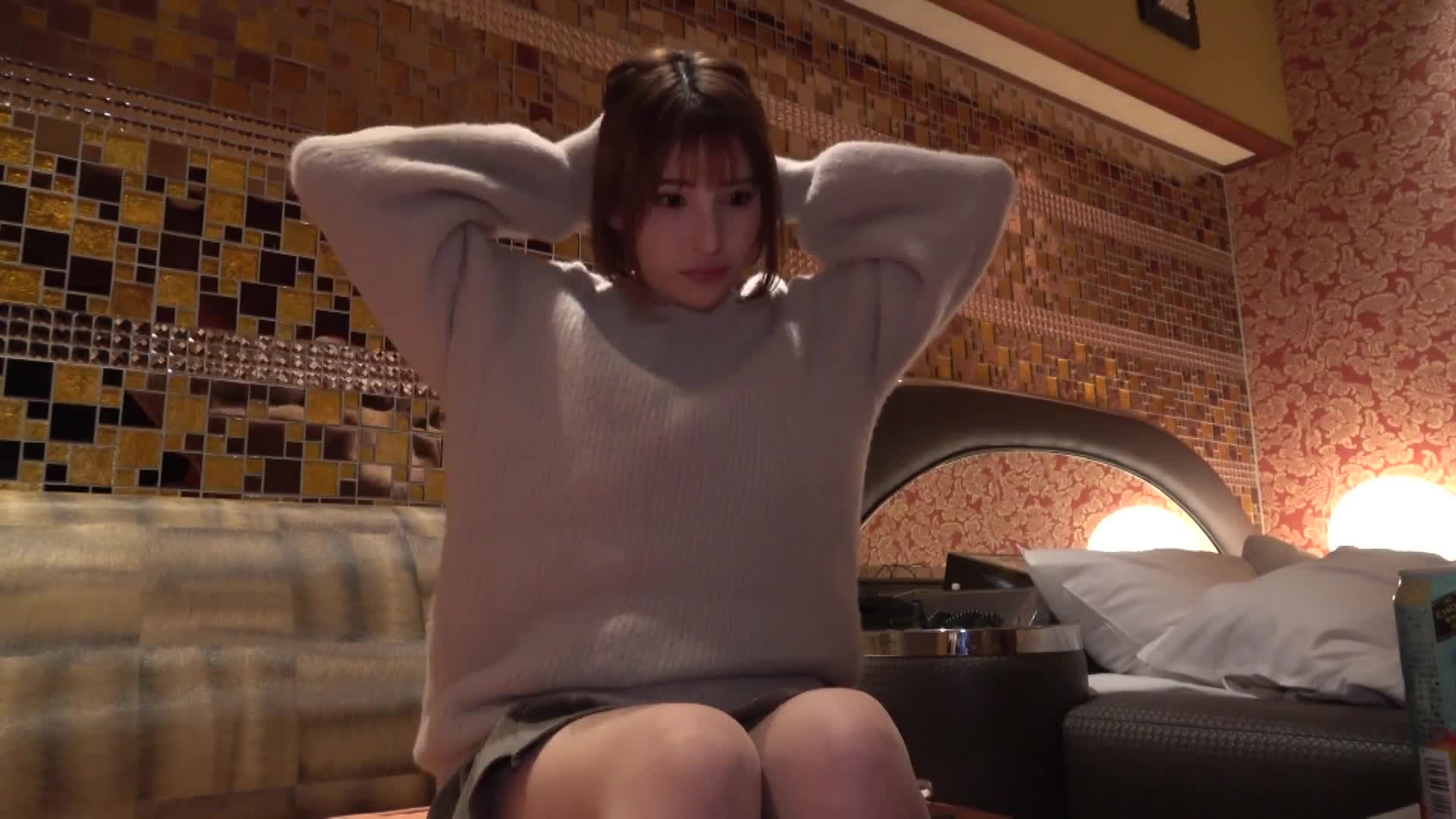 Completely private footage: 100% smile will soothe everyone. Wakamiya Haki-chan&#039;s first night alone, staying alone - AV大平台-Chinese Subtitles, Adult Films, AV, China, Online Streaming