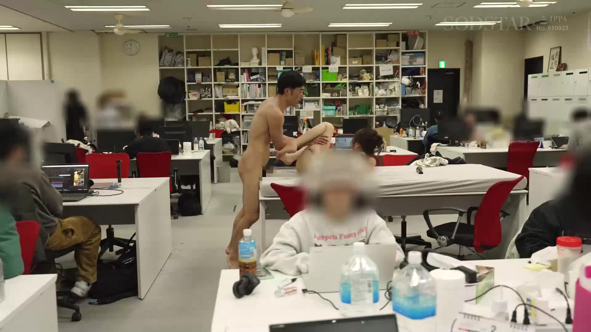 Hakata girl is in heat. A Fukuoka girl who wants to cum with a dick is spent a day developing guerrilla sexual feelings. This is the first documentary of three developments in Tokyo. Tenjin Hako - AV大平台-Chinese Subtitles, Adult Films, AV, China, Online Streaming