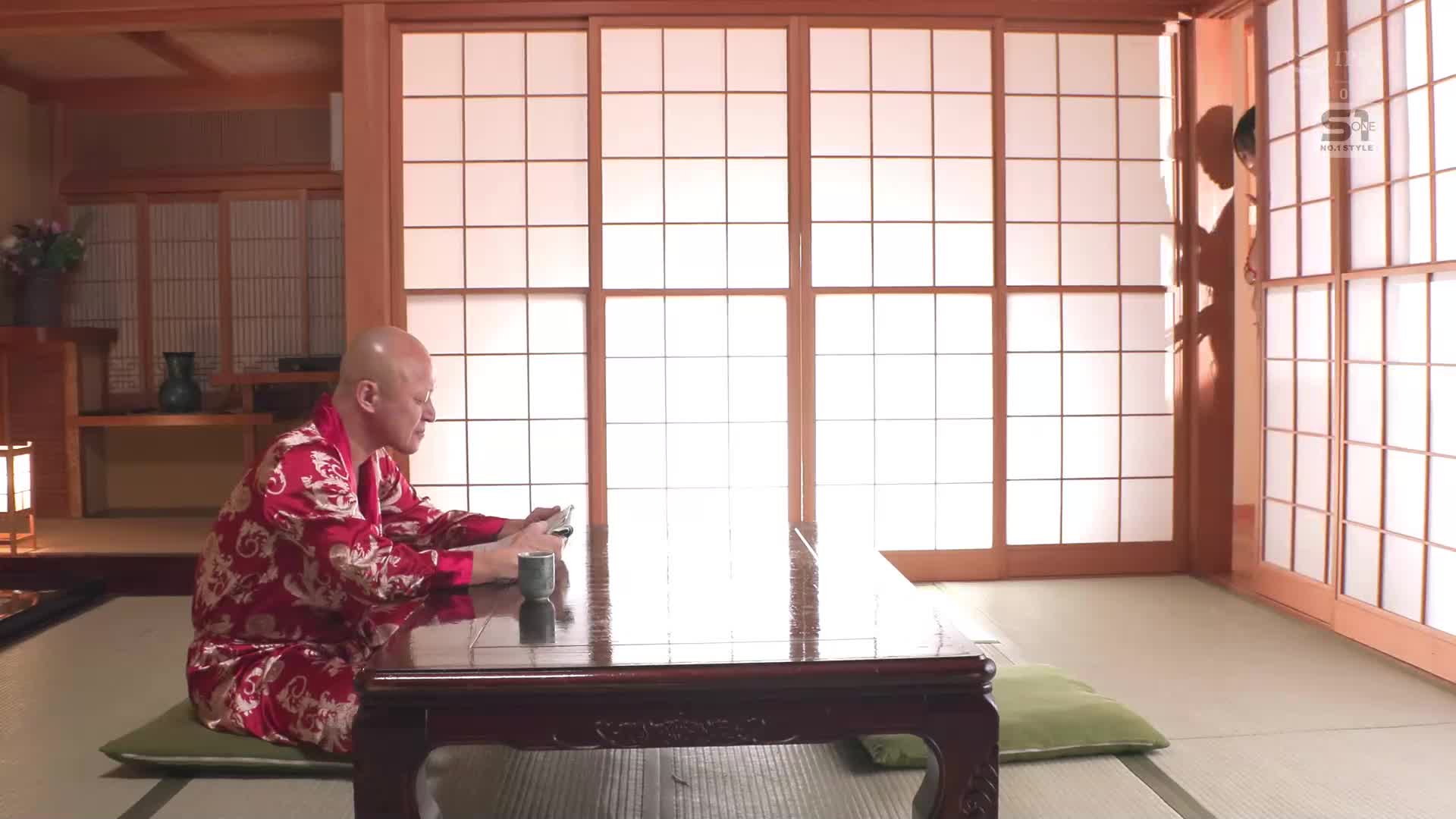 In order to protect my beloved brother, I became a tireless rich man&#039;s big breasted meat urinal and became a Masochist for 10 days - Kagura Momoka - AV大平台-Chinese Subtitles, Adult Films, AV, China, Online Streaming