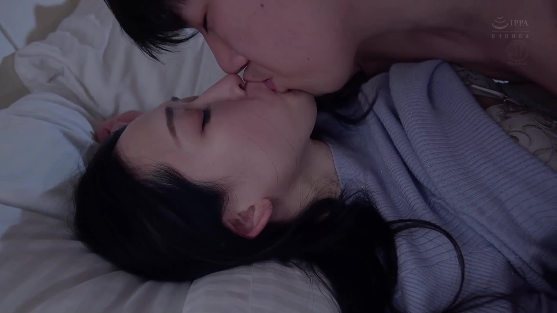 &quot;I have sex with my wife three days a week. I slept with my wife from a friend who had boasted about it five days a week, four shots each time, a total of 20 shots inside her, and then slept with her. Maybe Mito - AV大平台-Chinese Subtitles, Adult Films, AV, China, Online Streaming
