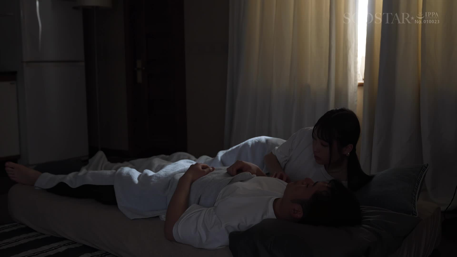 We are a factory introvert couple on her 19th birthday, and we bought a cake and went overnight at home for the first time. When I took off her, she was a slender, beautiful body and a lewd sex monster... Amane Kanna - AV大平台-Chinese Subtitles, Adult Films, AV, China, Online Streaming