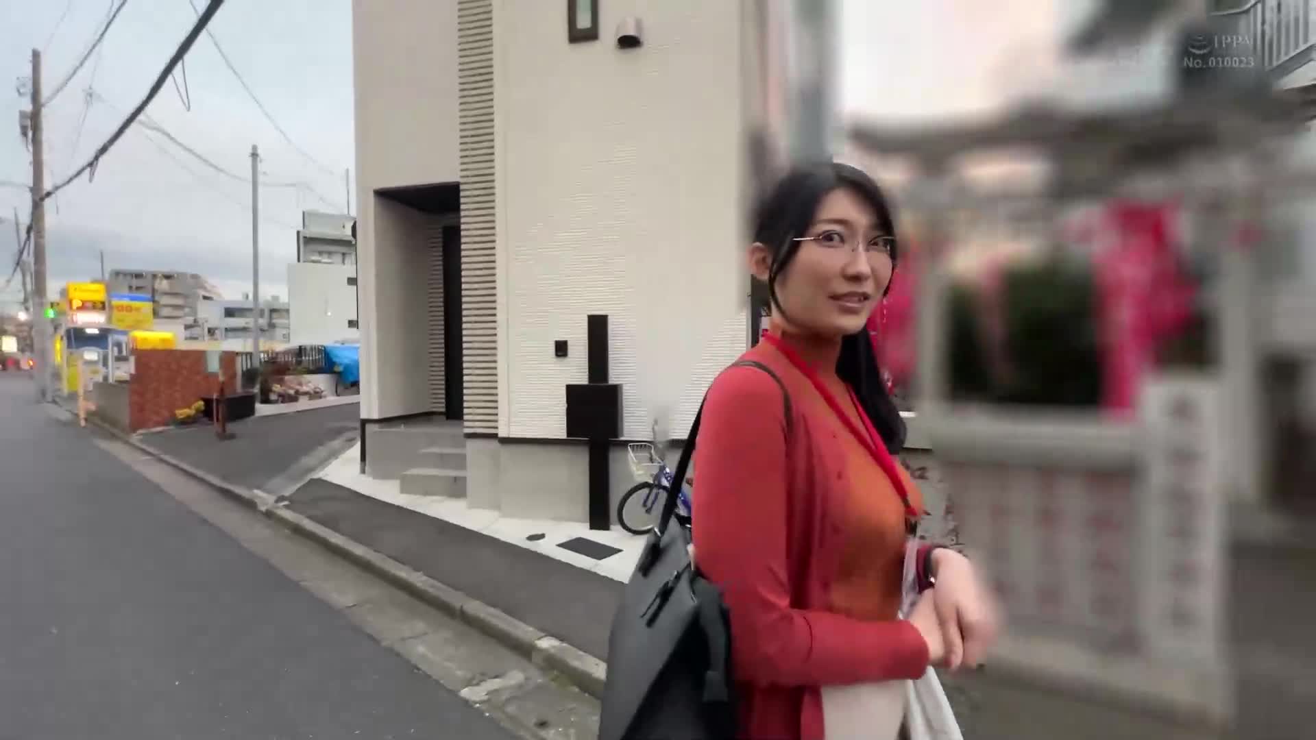 低身高的处男男孩温柔地经验初夜，却意外发现他是持久无比的专业男优，连续高潮无法停止的激烈抽插 秘书 守屋佳希。 - AV大平台-中文字幕,成人影片,AV,国产,线上看