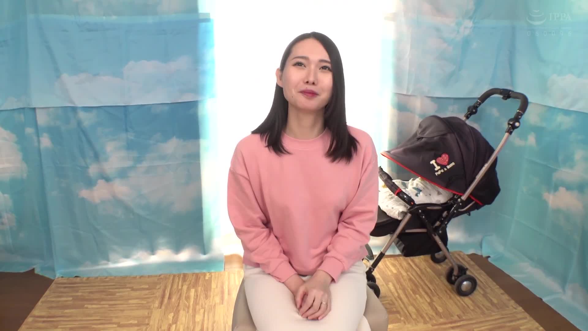 育儿繁忙的婴儿车妈妈和悲伤的童贞君玩脱衣打拳！ ！赢了可以获得高额奖金//输了就要献身妈妈们的淫荡裸体让童贞阳具勃起！产后处女妈妈的眼睛闪耀着淫荡的光芒，献身中出性爱！ ！ - AV大平台-中文字幕,成人影片,AV,国产,线上看