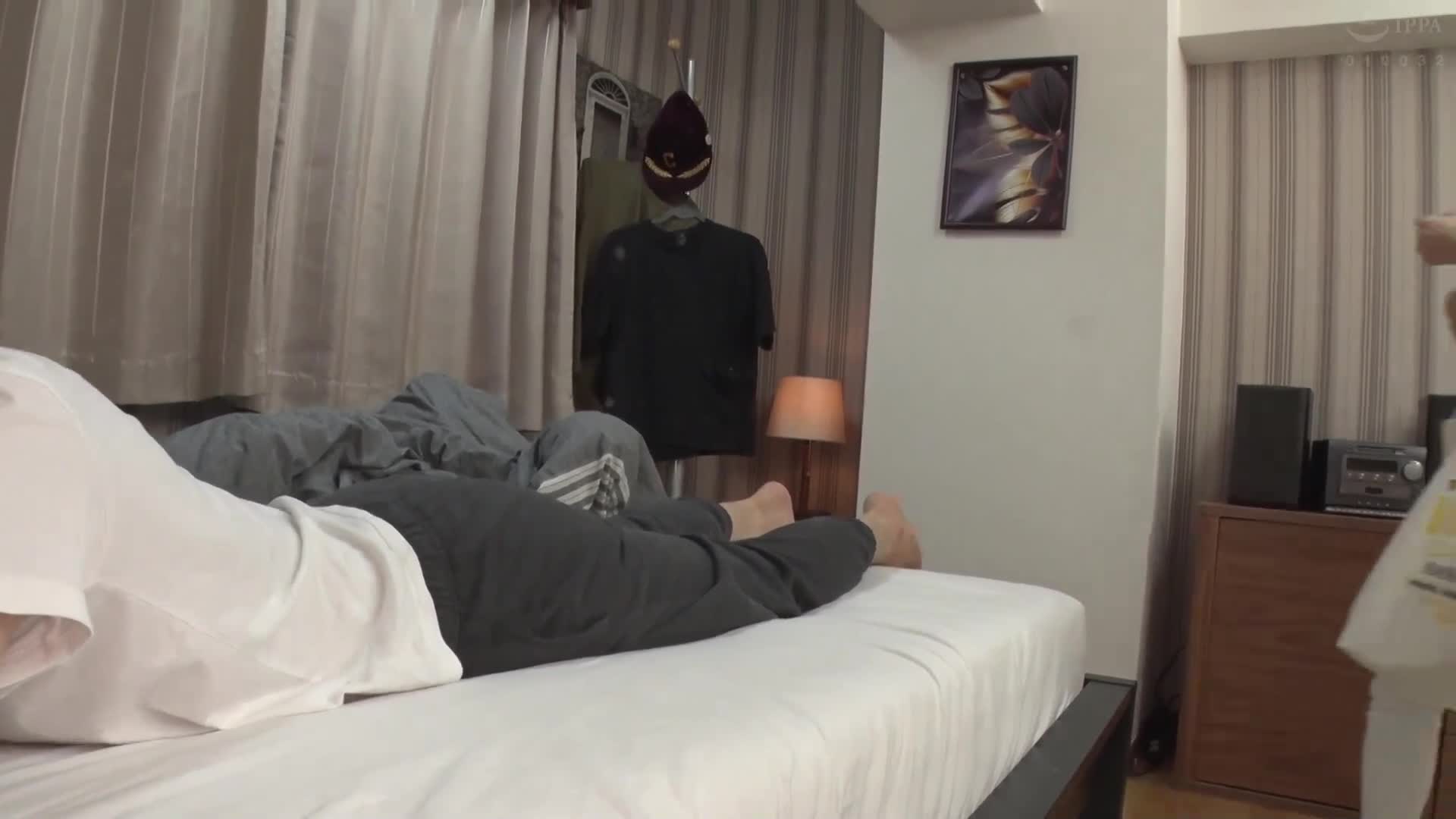 當我在家中請了外訪服務時，一位溫柔且容易被說服的美麗護士（+α）來了！4小時最棒的撒嬌，意外地立即發生性行為...與年輕美麗的女神們一起度過夢幻般的時光。 - AV大平台 - 中文字幕，成人影片，AV，國產，線上看