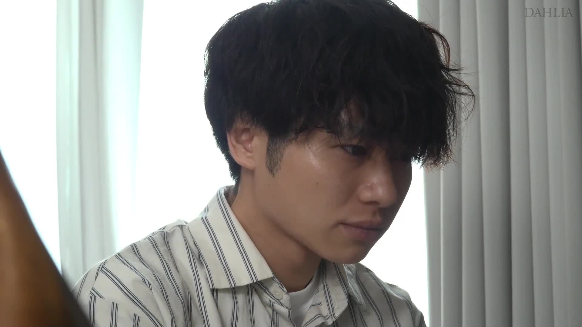 姊姊每天自慰並尋找高潮前插入・一擊・即時高潮性交 角奈保 - AV大平台 - 中文字幕，成人影片，AV，國產，線上看