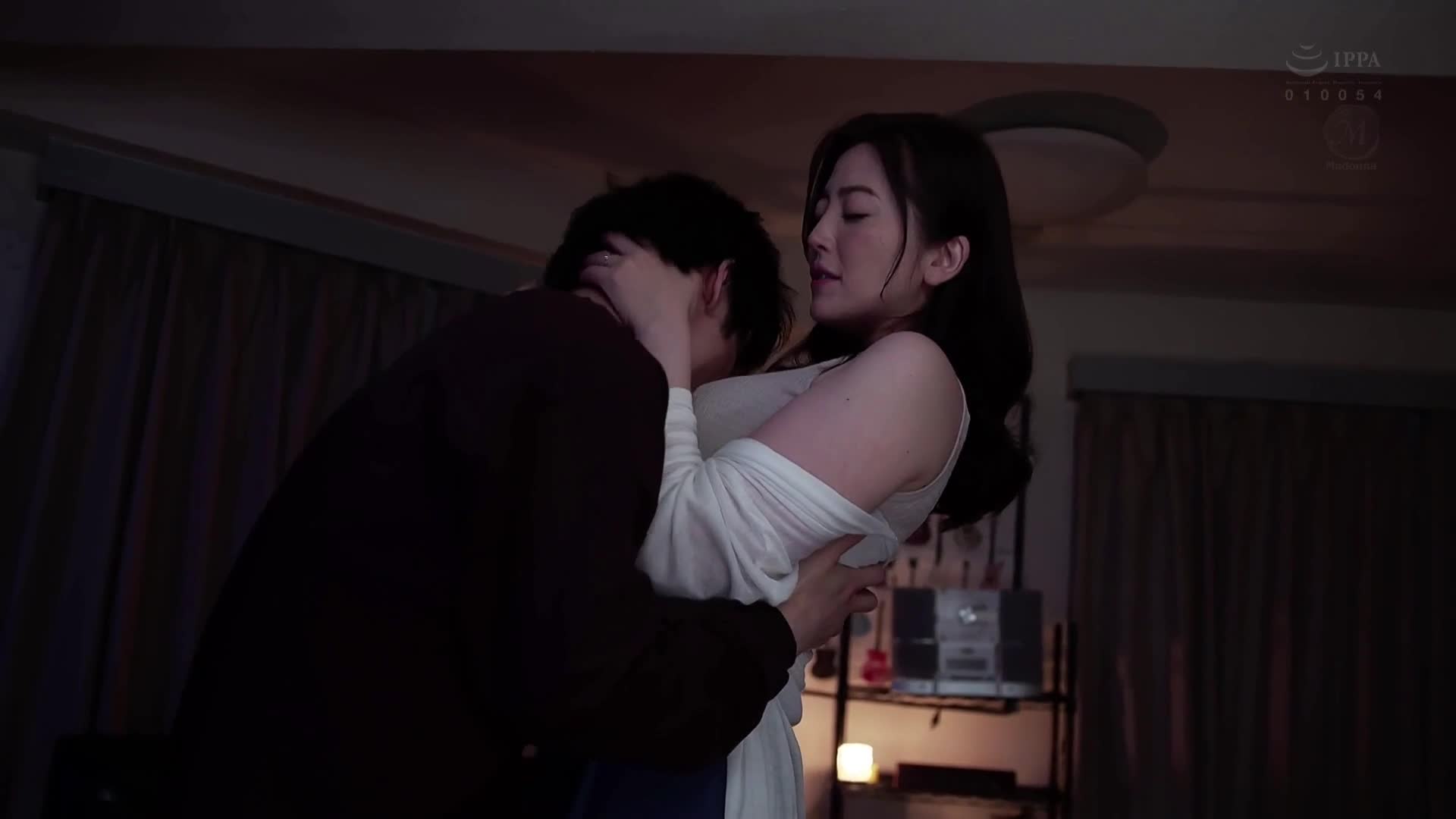 [AI解碼版]放學後來接你的是朋友的媽媽。木下凜凜子 - AV大平台 - 中文字幕，成人影片，AV，國產，線上看